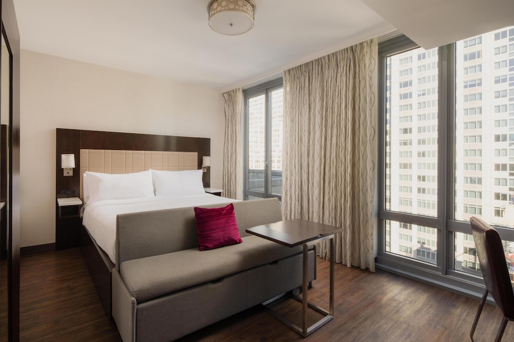 Embassy Suites by Hilton New York Manhattan Times Square — Hotel rooms in New York City, New York State