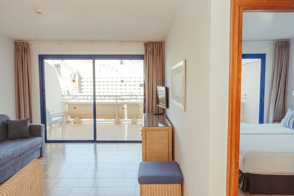 LIVVO Lago Taurito Hotel & Aquapark All Inclusive — Rooms in Taurito, Canary Islands