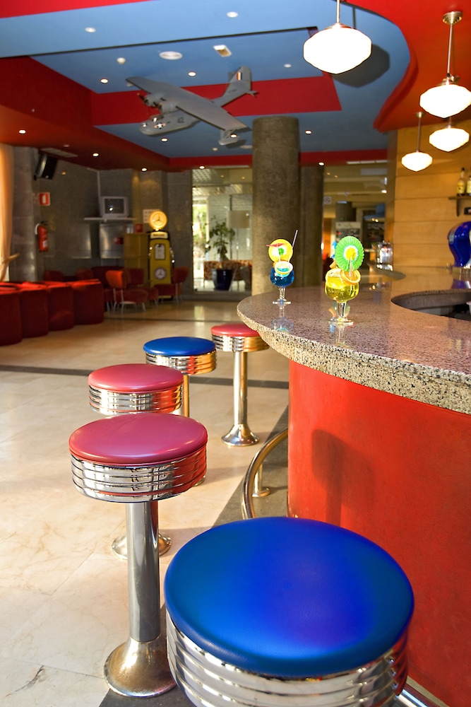 LIVVO Lago Taurito Hotel & Aquapark All Inclusive — Restaurant in Taurito, Canary Islands