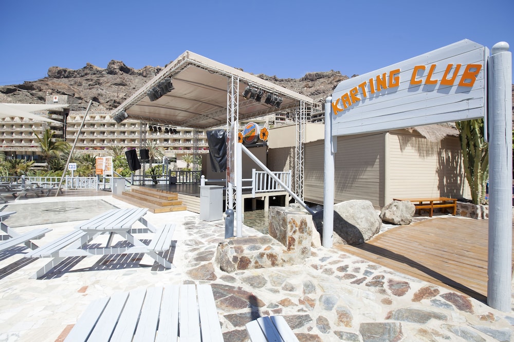 LIVVO Lago Taurito Hotel & Aquapark All Inclusive — On-site activities in Taurito, Canary Islands
