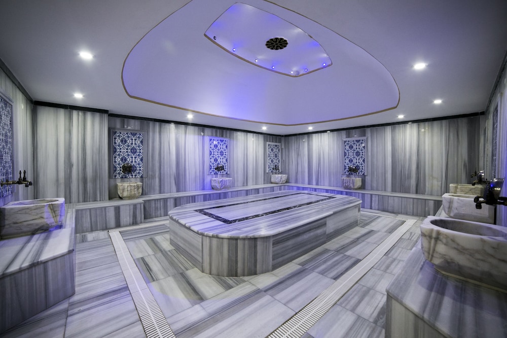 Sailor's Beach Club - All Inclusive — Spa in Kemer
