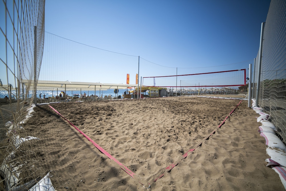 Sailor's Beach Club - All Inclusive — Sports & recreation in Kemer