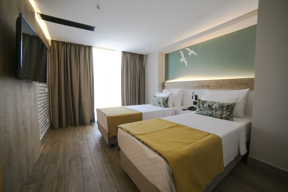 Sailor's Beach Club - All Inclusive — Hotel rooms in Kemer