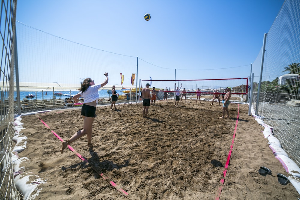 Sailor's Beach Club - All Inclusive — Sports & recreation in Kemer