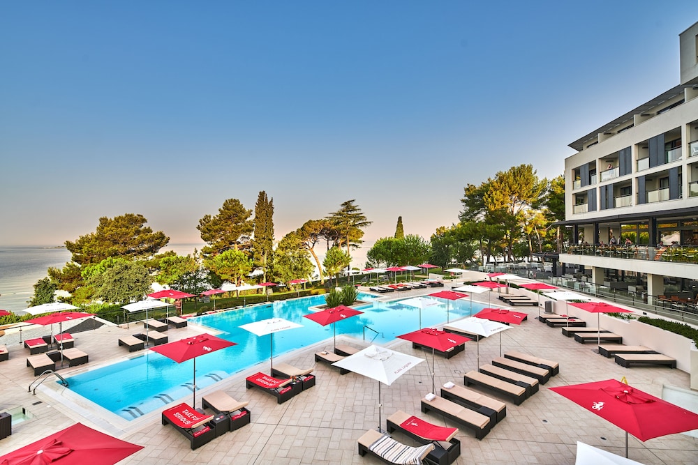 Hotel Parentium Plava Laguna — Swimming pool in Poreč, Istria