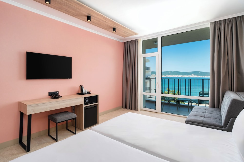 Festa Panorama Hotel — Hotel rooms in Nessebar, Burgas Region