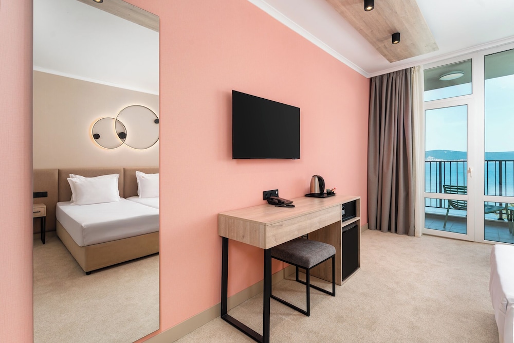 Festa Panorama Hotel — Hotel rooms in Nessebar, Burgas Region