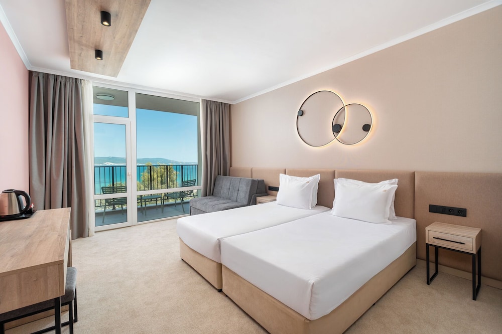 Festa Panorama Hotel — Hotel rooms in Nessebar, Burgas Region