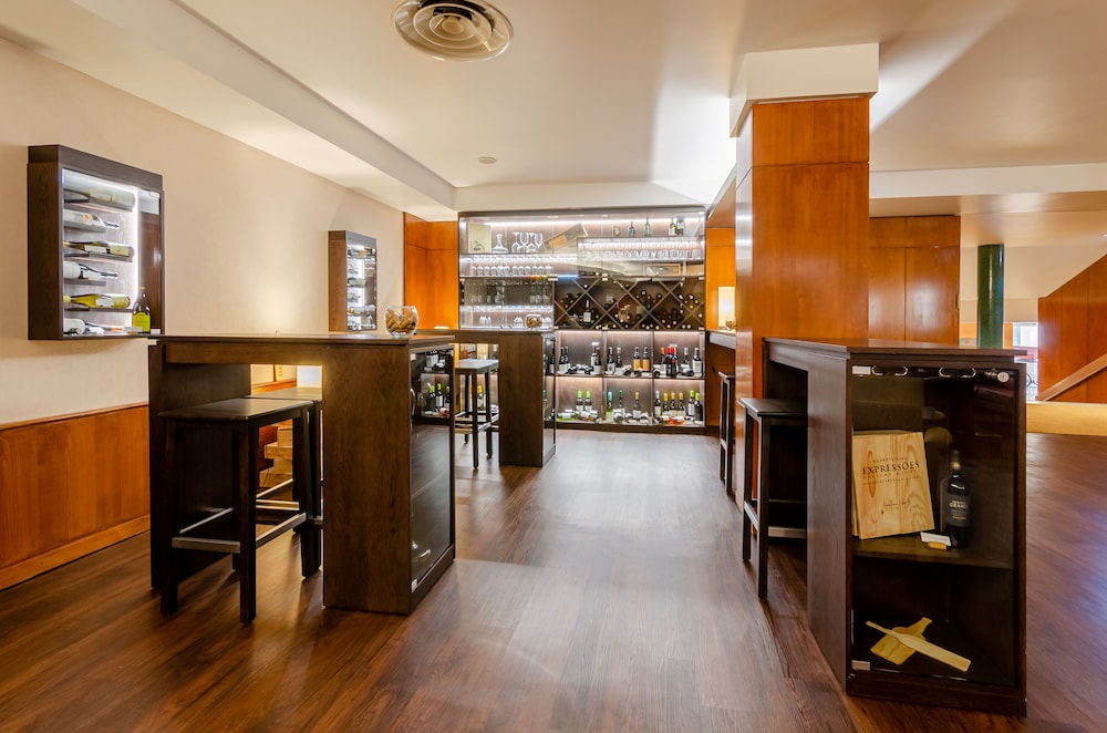 Hotel Roma — Restaurant & bars in Lisbon, Lisboa