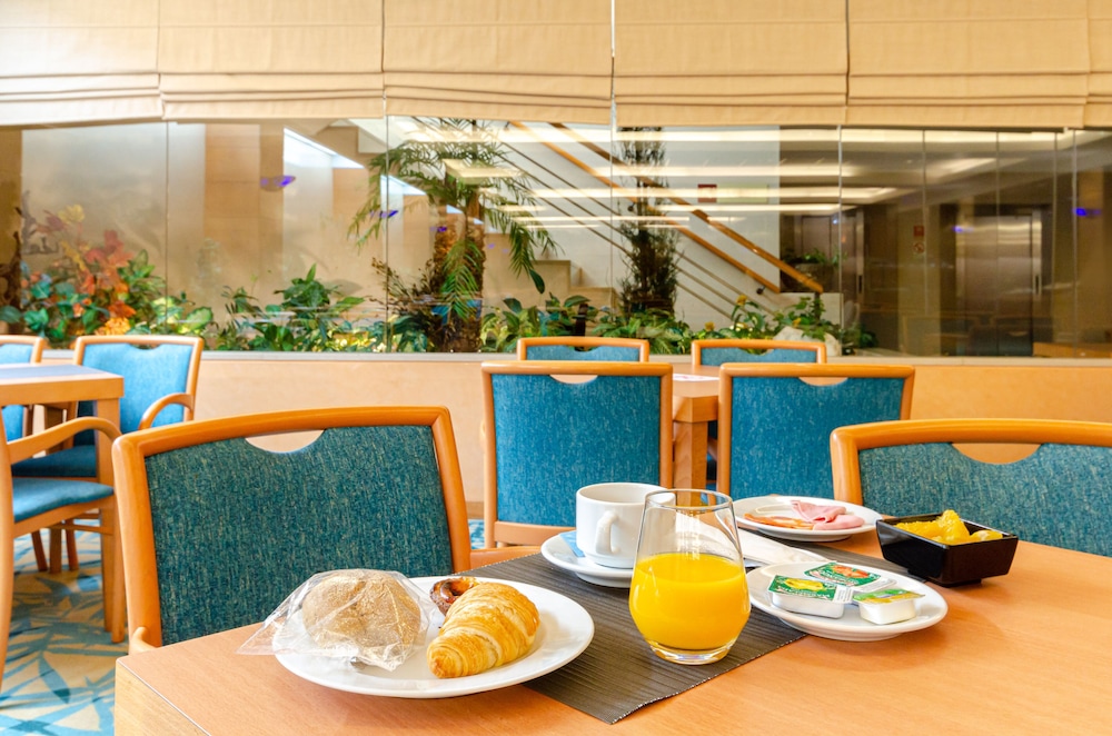 Hotel Roma — Restaurant & bars in Lisbon, Lisboa
