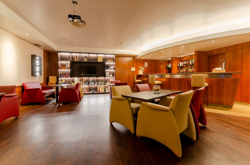 Hotel Roma — Restaurant & bars in Lisbon, Lisboa