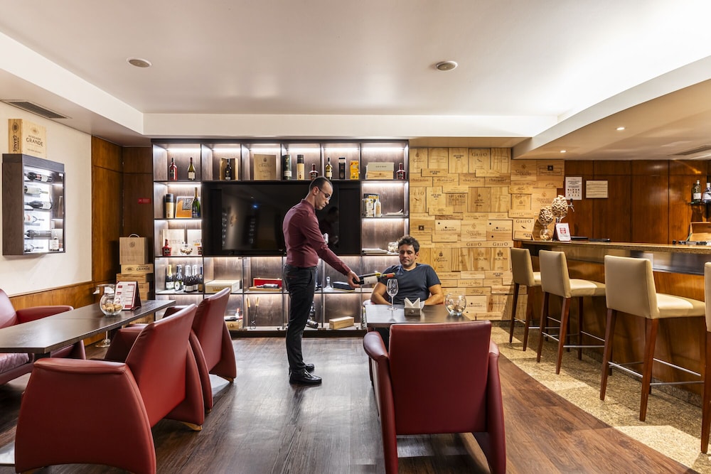 Hotel Roma — Restaurant & bars in Lisbon, Lisboa