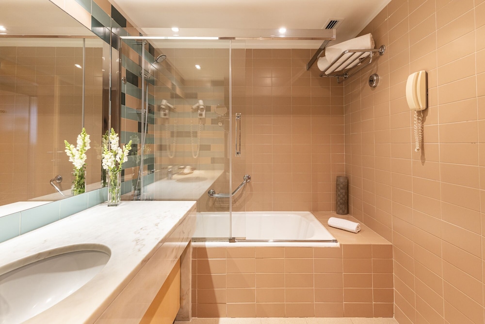Hotel Roma — Hotel rooms in Lisbon, Lisboa