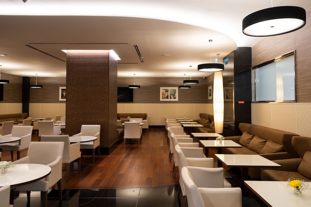 SANA Metropolitan Hotel — Restaurant & bars in Lisbon, Lisboa
