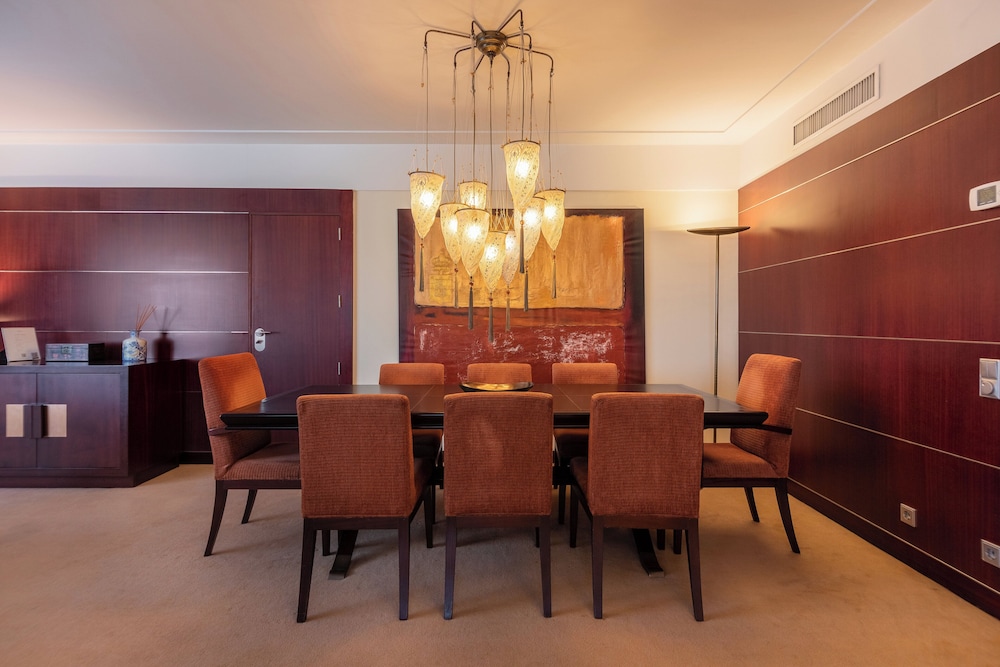 InterContinental Lisbon by IHG — Restaurant & bars in Lisbon, Lisboa