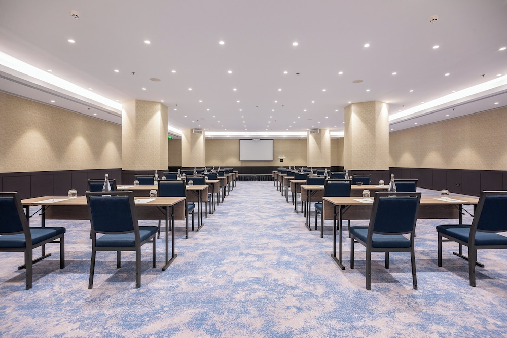 InterContinental Lisbon by IHG — Hotel building in Lisbon, Lisboa