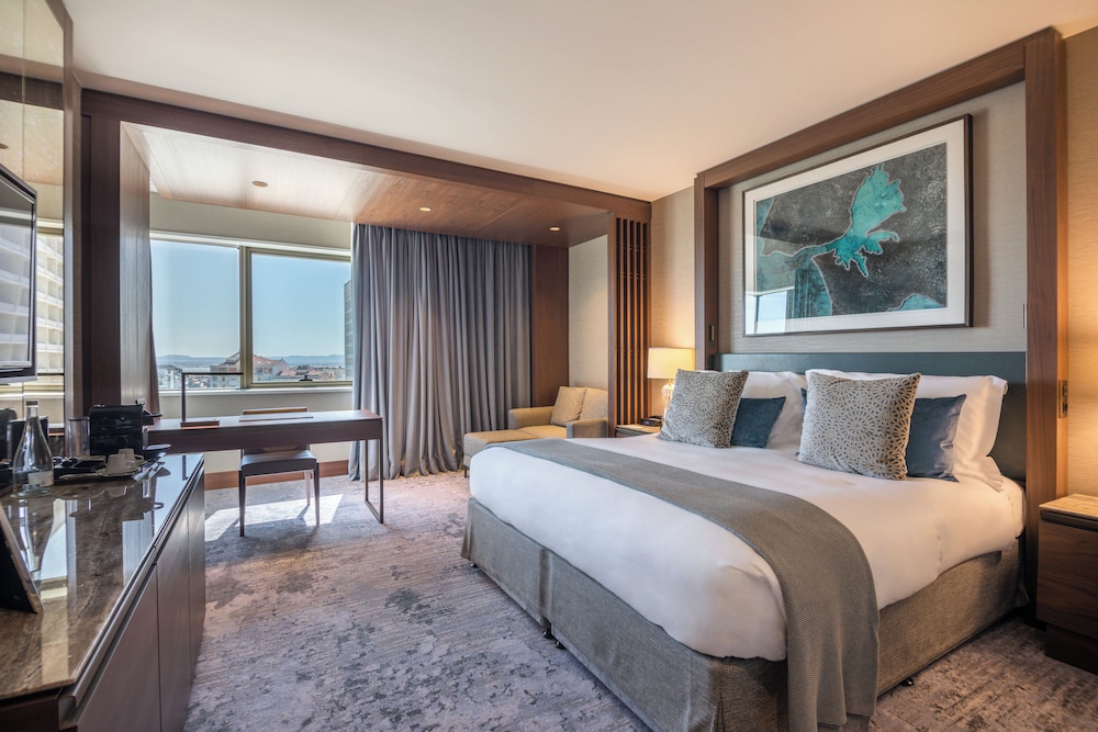 InterContinental Lisbon by IHG — Hotel rooms in Lisbon, Lisboa