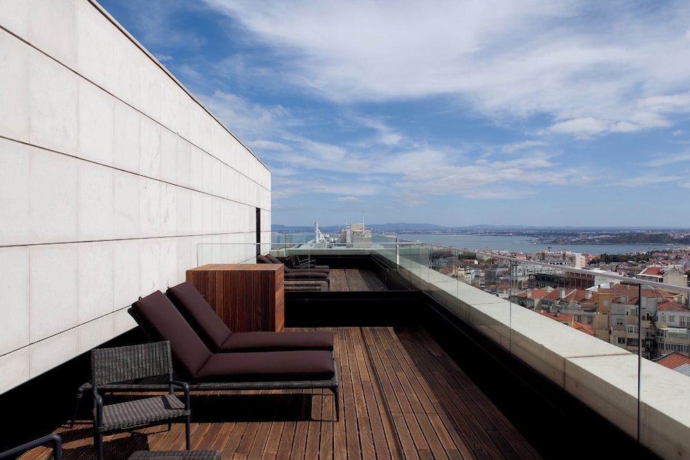 InterContinental Lisbon by IHG — Hotel building in Lisbon, Lisboa