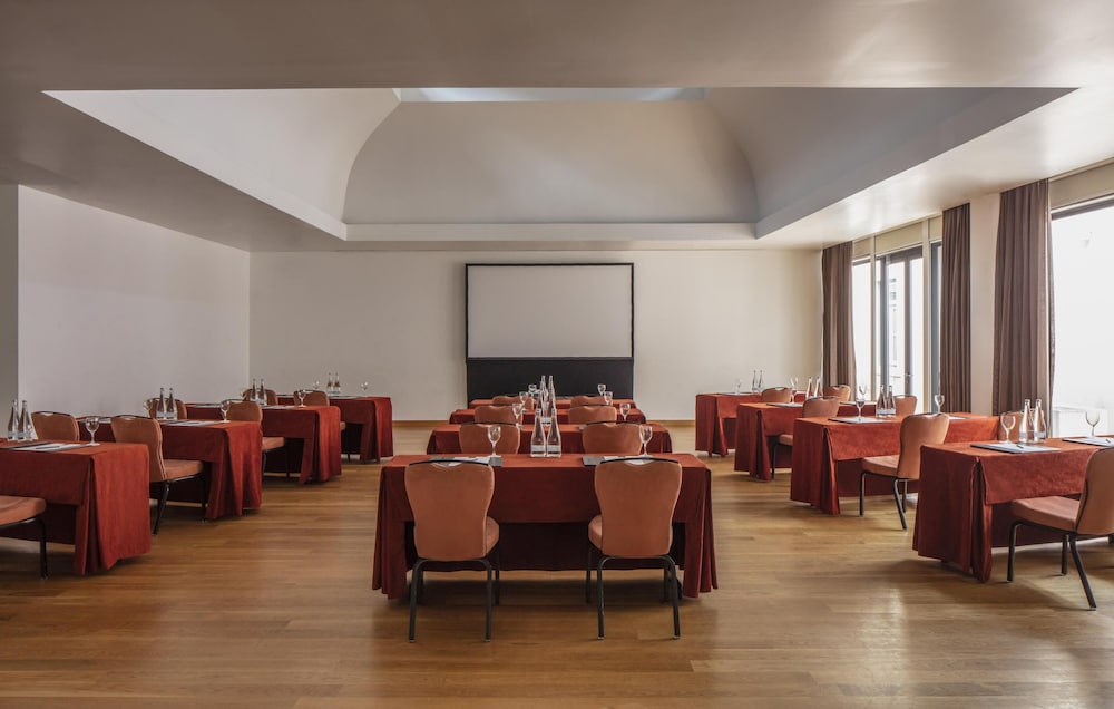 Tivoli Avenida Liberdade Lisboa – A Leading hotel of the world — Restaurant & bars in Lisbon, Lisboa