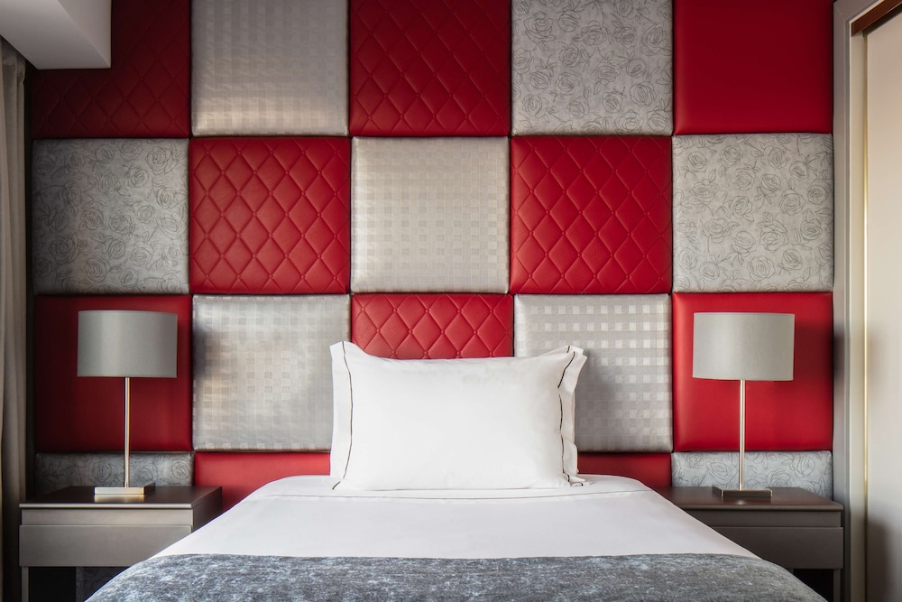 Tivoli Oriente Lisboa Hotel — Hotel rooms in Lisbon, Lisboa