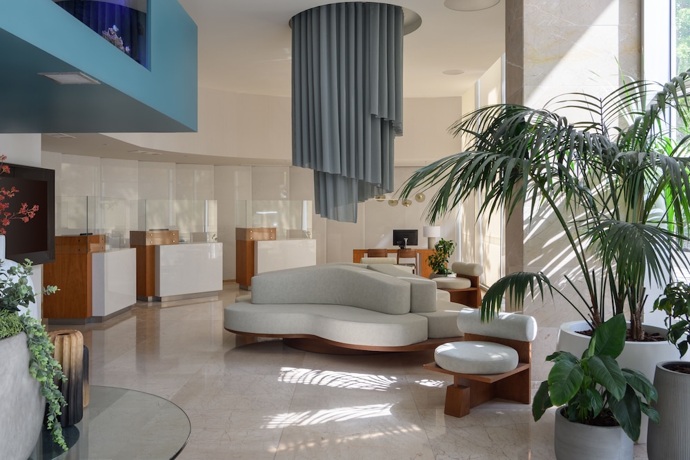 Melia Lisboa Oriente Hotel — Hotel building in Lisbon, Lisboa