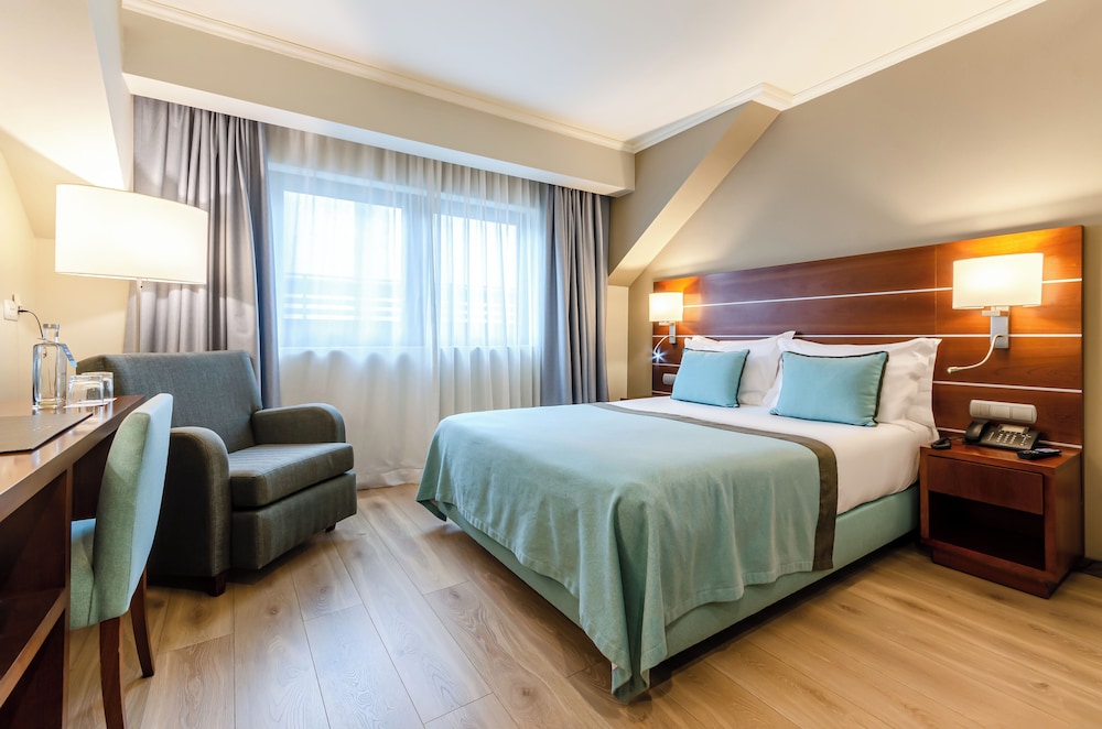 TURIM Europa Hotel — Hotel rooms in Lisbon, Lisboa
