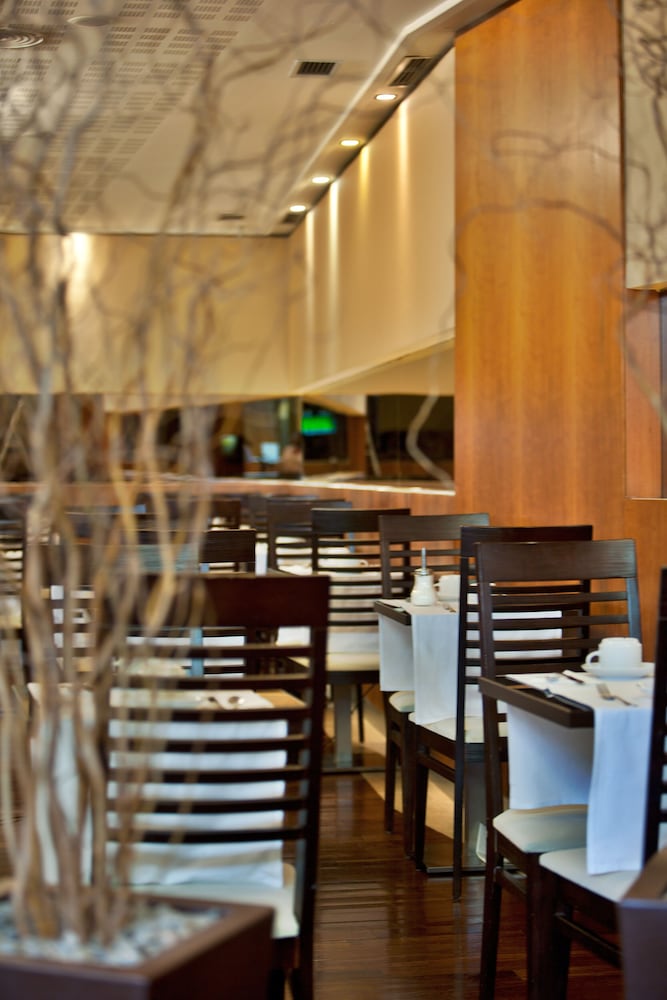 TURIM Europa Hotel — Restaurant & bars in Lisbon, Lisboa