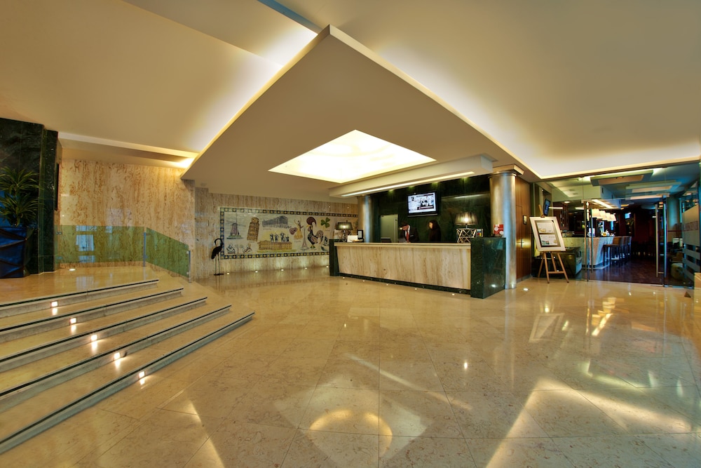 TURIM Europa Hotel — Hotel building in Lisbon, Lisboa