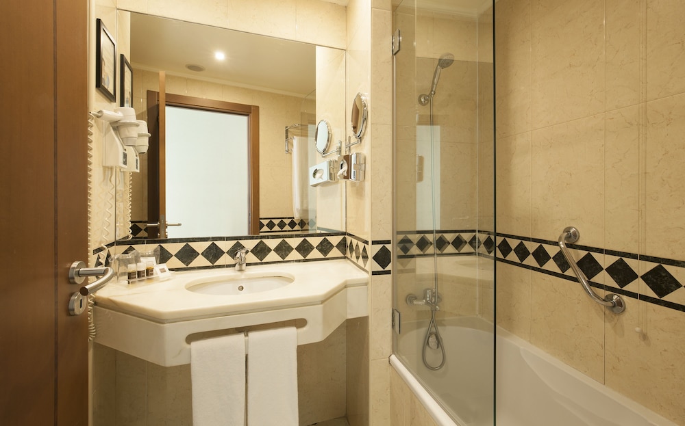 TURIM Europa Hotel — Hotel rooms in Lisbon, Lisboa