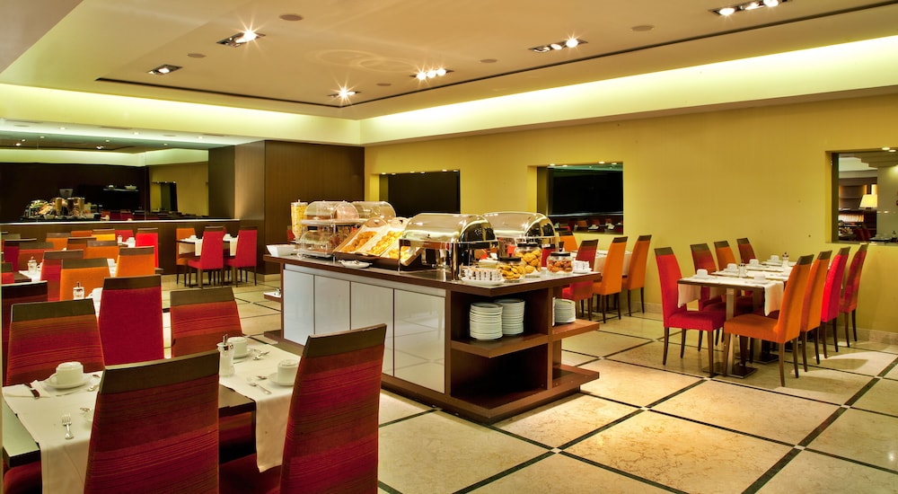 TURIM Ibéria Hotel — Restaurant & bars in Lisbon, Lisboa
