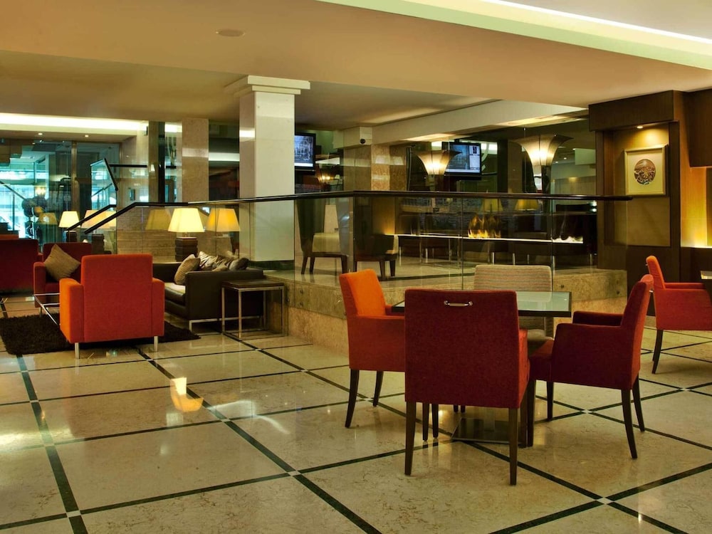 TURIM Ibéria Hotel — Hotel building in Lisbon, Lisboa