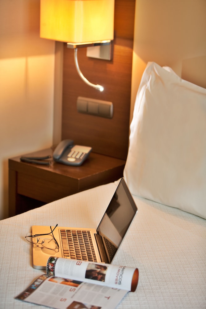 TURIM Ibéria Hotel — Hotel rooms in Lisbon, Lisboa