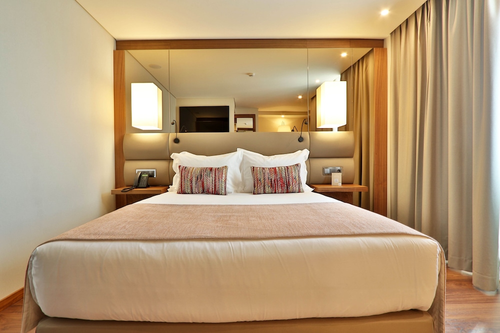 TURIM Ibéria Hotel — Hotel rooms in Lisbon, Lisboa