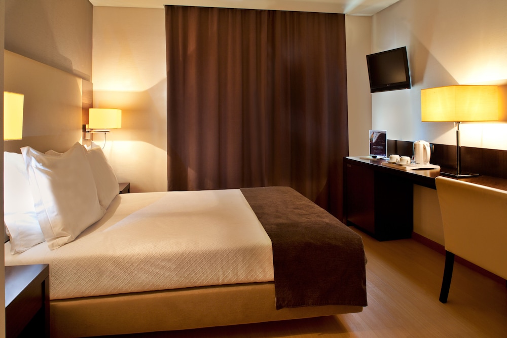 TURIM Ibéria Hotel — Hotel rooms in Lisbon, Lisboa