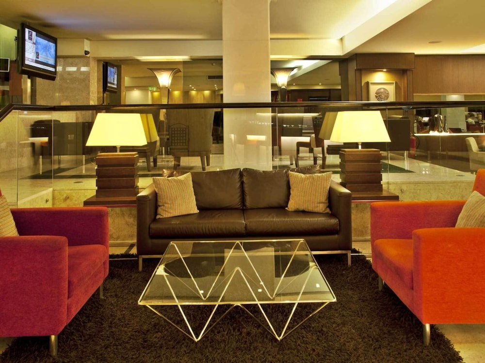 TURIM Ibéria Hotel — Hotel building in Lisbon, Lisboa