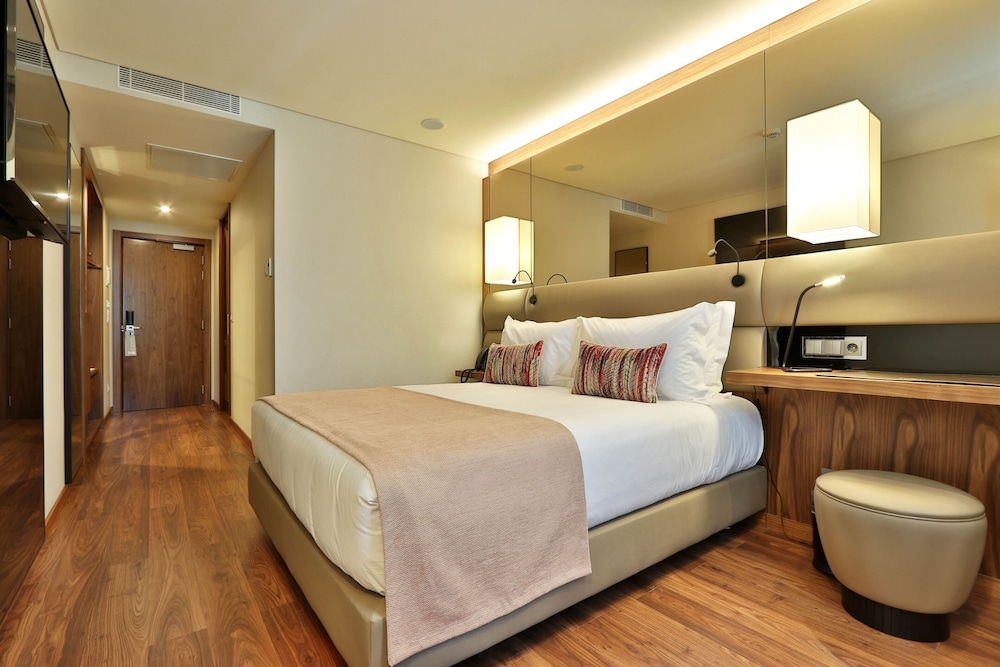 TURIM Ibéria Hotel — Hotel rooms in Lisbon, Lisboa