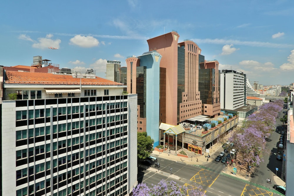 TURIM Ibéria Hotel — Hotel building in Lisbon, Lisboa