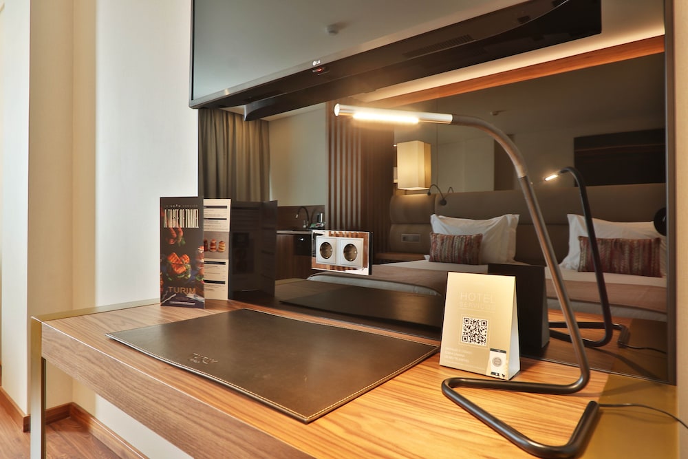 TURIM Ibéria Hotel — Hotel rooms in Lisbon, Lisboa
