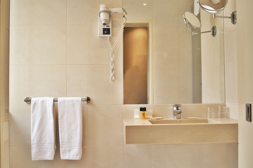 TURIM Restauradores Hotel — Hotel rooms in Lisbon, Lisboa