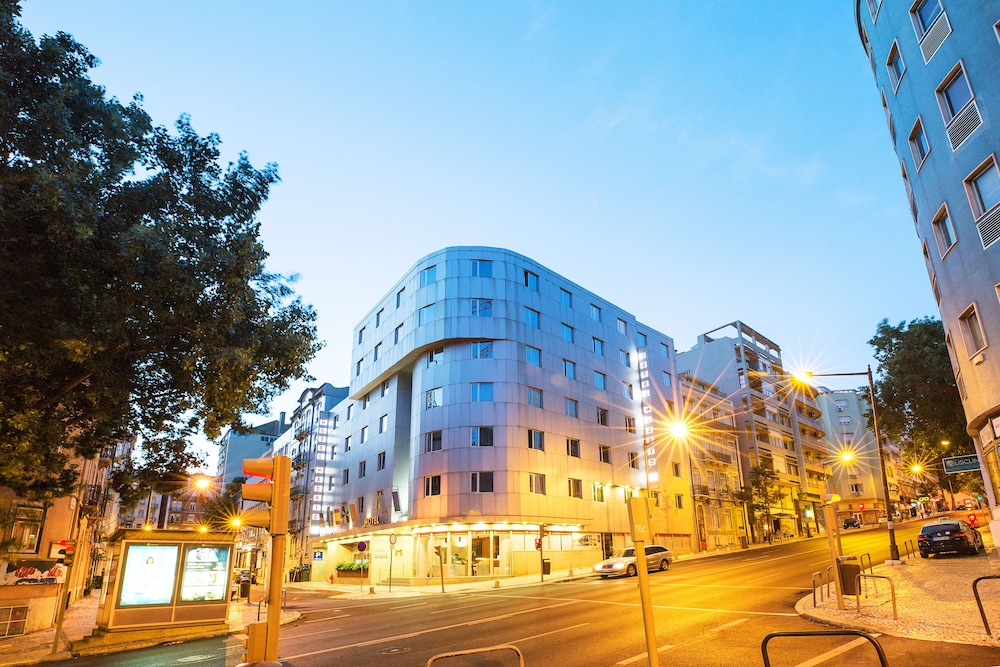 Hotel 3K Madrid — Hotel building in Lisbon, Lisboa