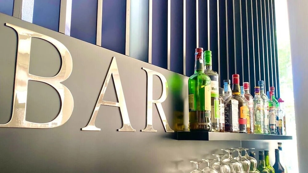 Hotel 3K Madrid — Restaurant & bars in Lisbon, Lisboa