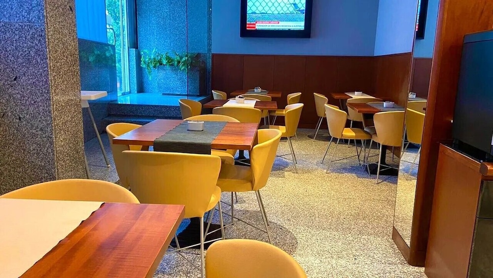 Hotel 3K Madrid — Restaurant & bars in Lisbon, Lisboa
