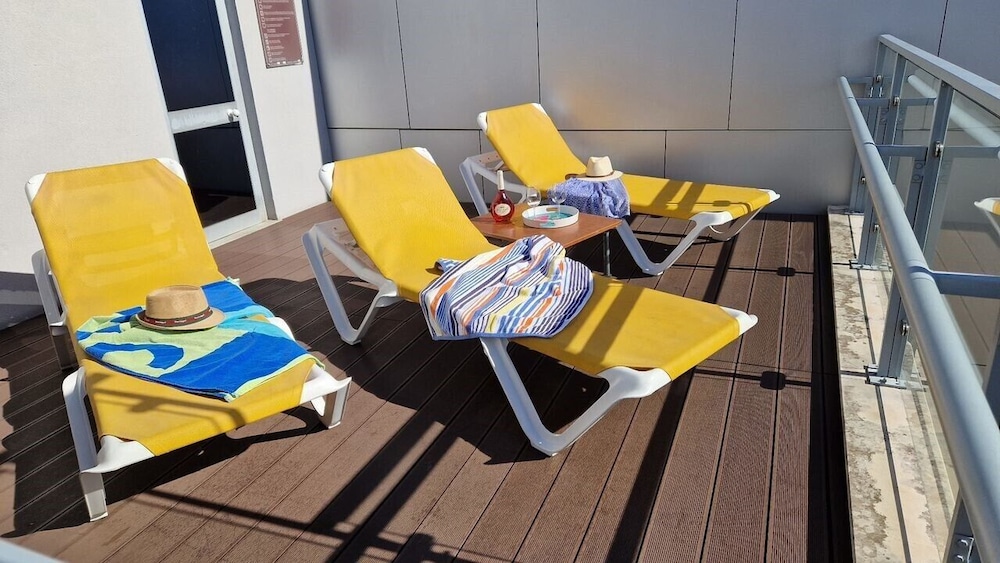 Hotel 3K Madrid — Beach in Lisbon, Lisboa