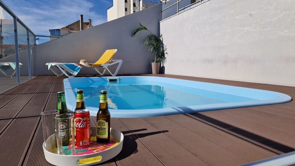 Hotel 3K Madrid — Swimming pool in Lisbon, Lisboa