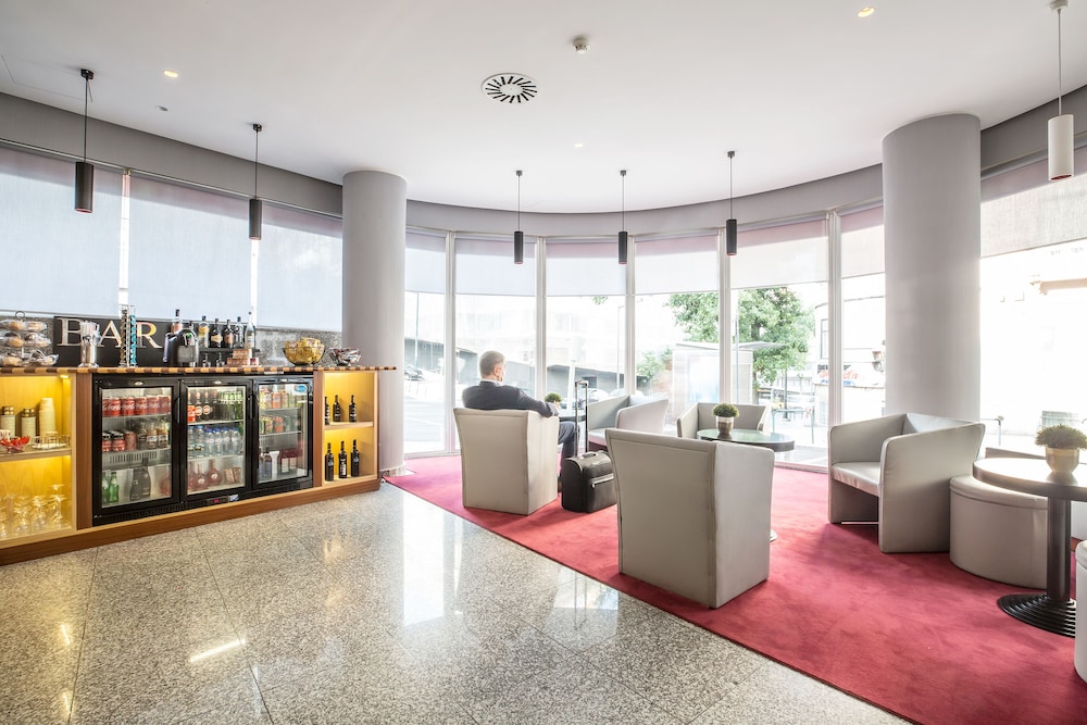 Hotel 3K Madrid — Restaurant & bars in Lisbon, Lisboa