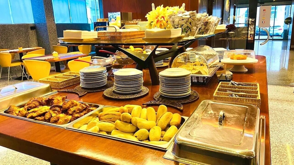 Hotel 3K Madrid — Restaurant & bars in Lisbon, Lisboa