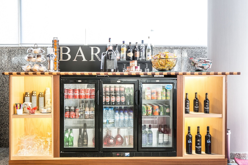 Hotel 3K Madrid — Restaurant & bars in Lisbon, Lisboa