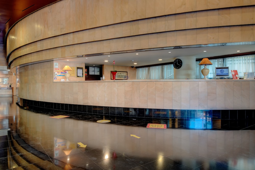 VIP Executive Eden Aparthotel — Hotel building in Lisbon, Lisboa