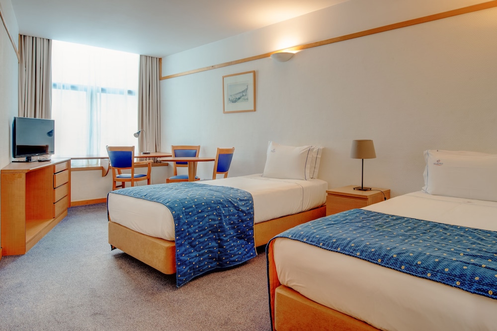 VIP Executive Eden Aparthotel — Hotel rooms in Lisbon, Lisboa