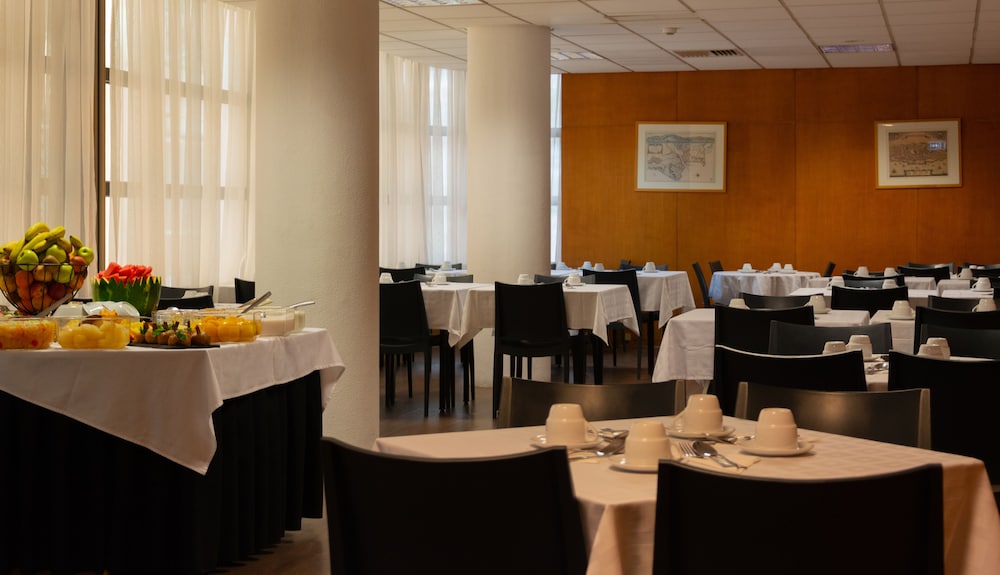 VIP Executive Eden Aparthotel — Restaurant & bars in Lisbon, Lisboa